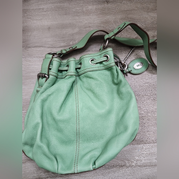 Fossil Grayson Bucket Bag Drawstring Mint Green Leather Hobo Shoulder Purse - Picture 2 of 6